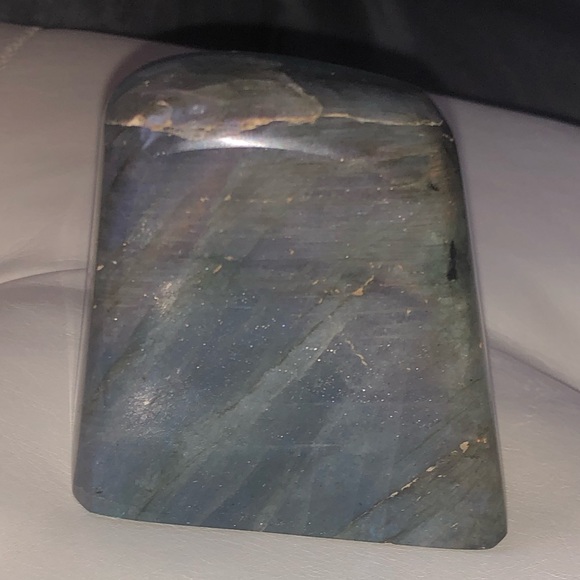 COLOURFUL FLASHY LABRADORITE 🌈 - Picture 9 of 10